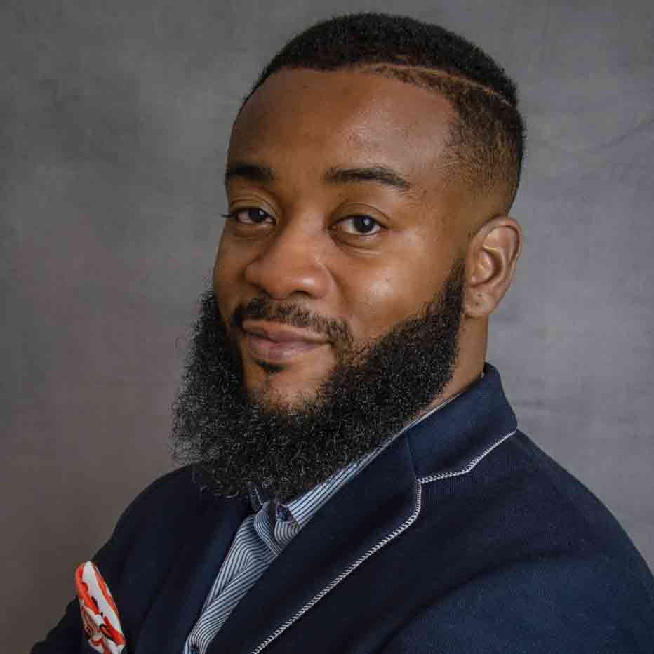 Iven Kennedy headshot